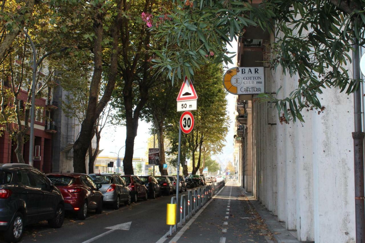斯培西亚Down Town Cesar公寓 外观 照片